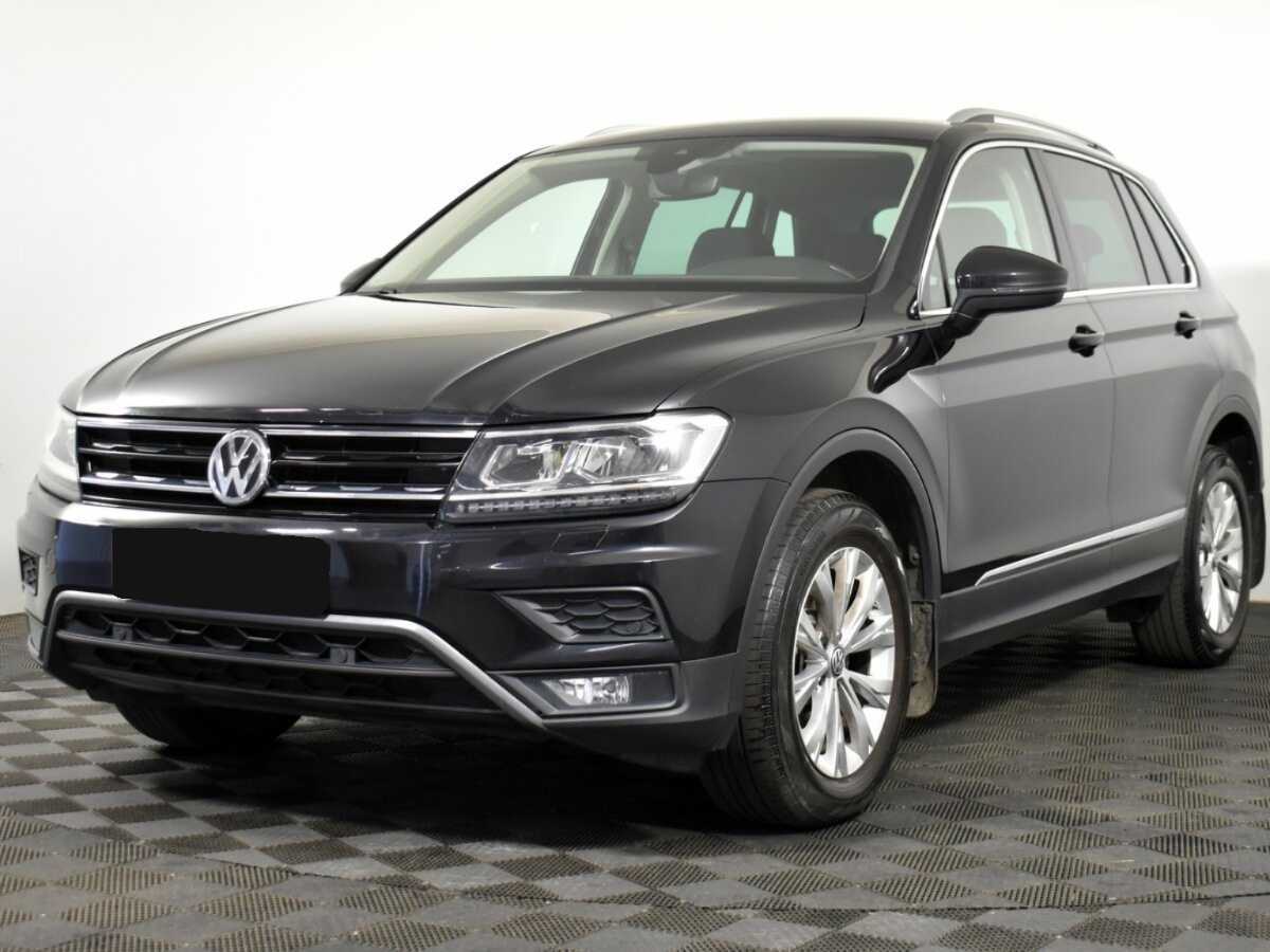 Volkswagen Tiguan б/у, 2018, Роботизированная. Посмотреть фото