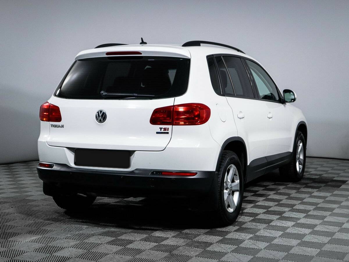 Volkswagen Tiguan б/у, 2012, Роботизированная. Фото: #3