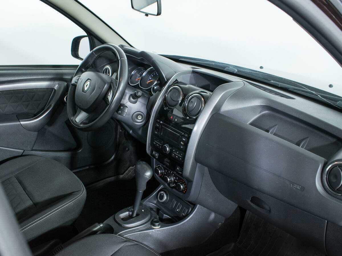 Renault Duster б/у, 2015, Автоматическая. Фото: #8