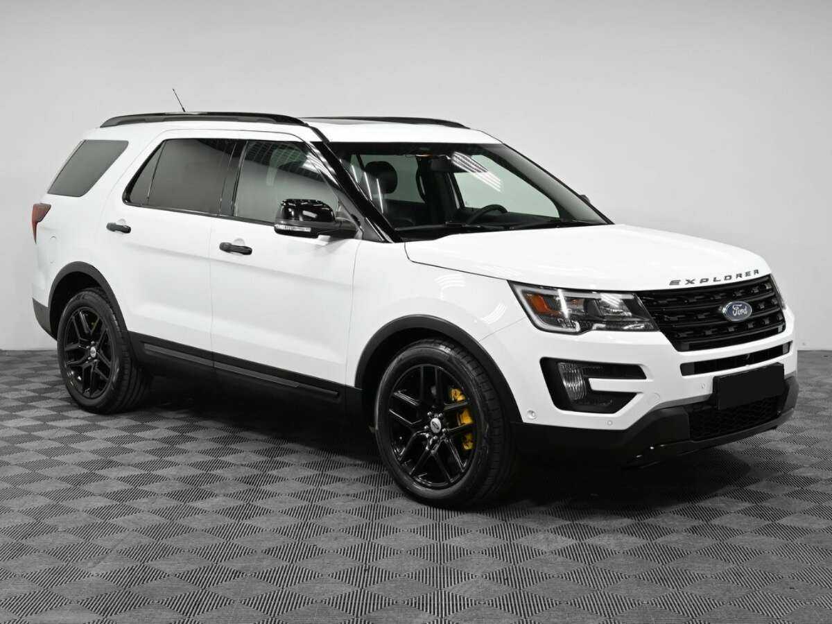Ford Explorer б/у, 2015, Автоматическая. Фото: #2