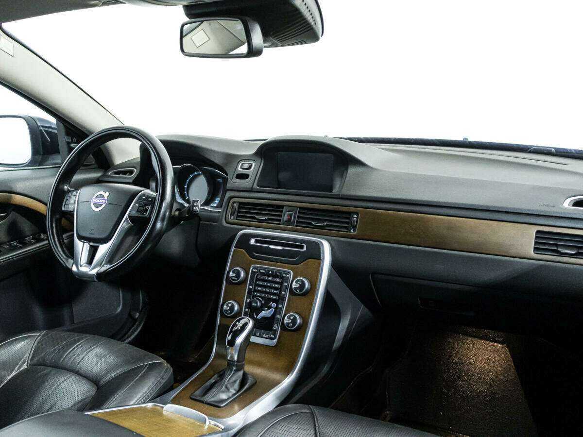 Volvo XC70 б/у, 2013, Автоматическая. Фото: #8