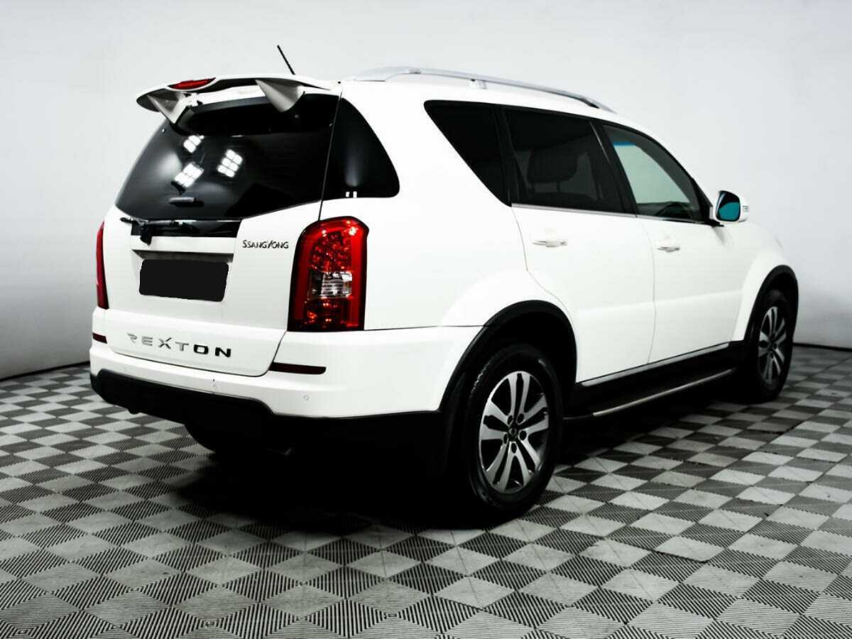 SsangYong Rexton б/у, 2013, Автоматическая. Фото: #4
