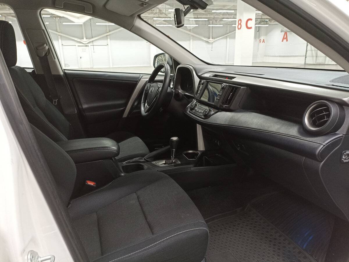 Toyota RAV4 б/у, 2017, Вариатор. Фото: #10