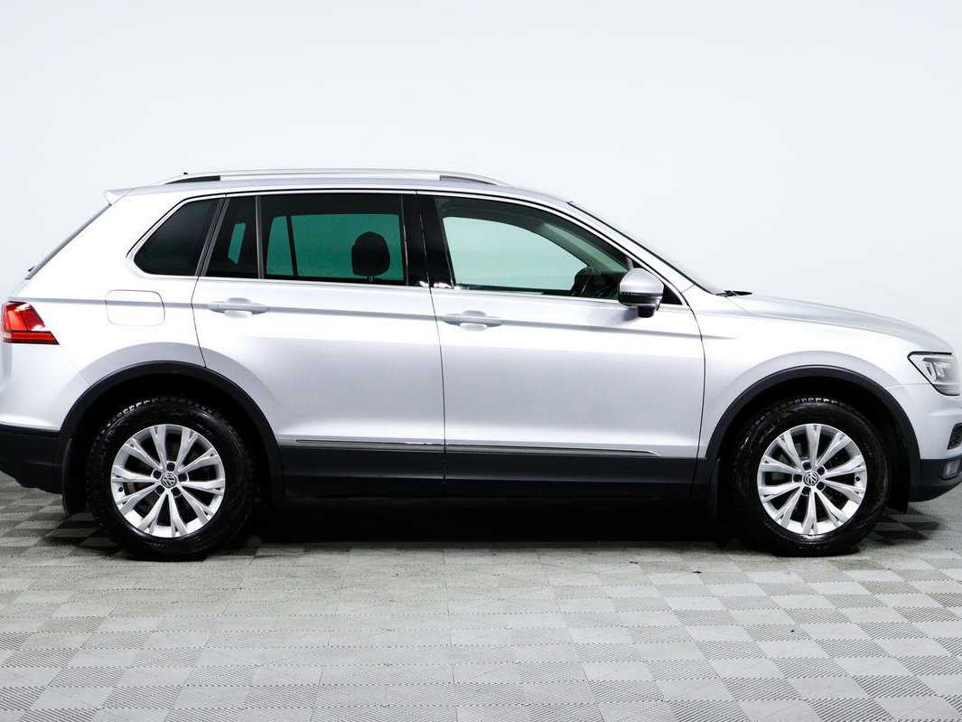 Volkswagen Tiguan б/у, 2017, Роботизированная. Фото: #3