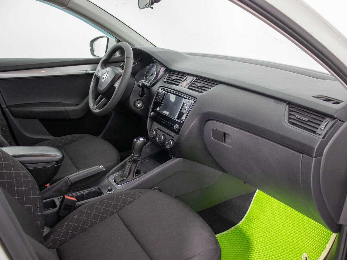 Skoda Octavia б/у, 2018, Автоматическая. Фото: #8