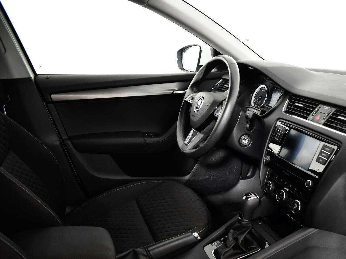 Skoda Octavia б/у, 2017, Автоматическая. Фото: #5