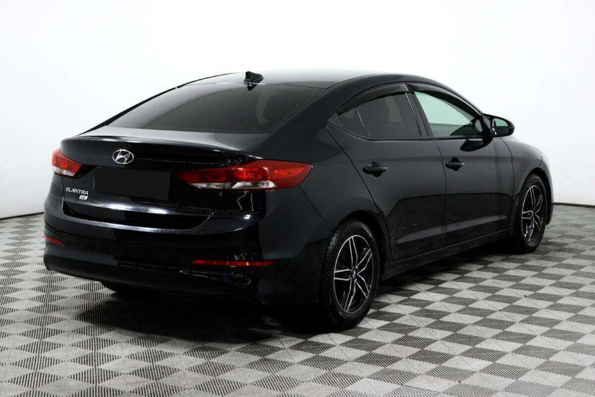 Hyundai Elantra б/у, 2018, Автоматическая. Фото: #4