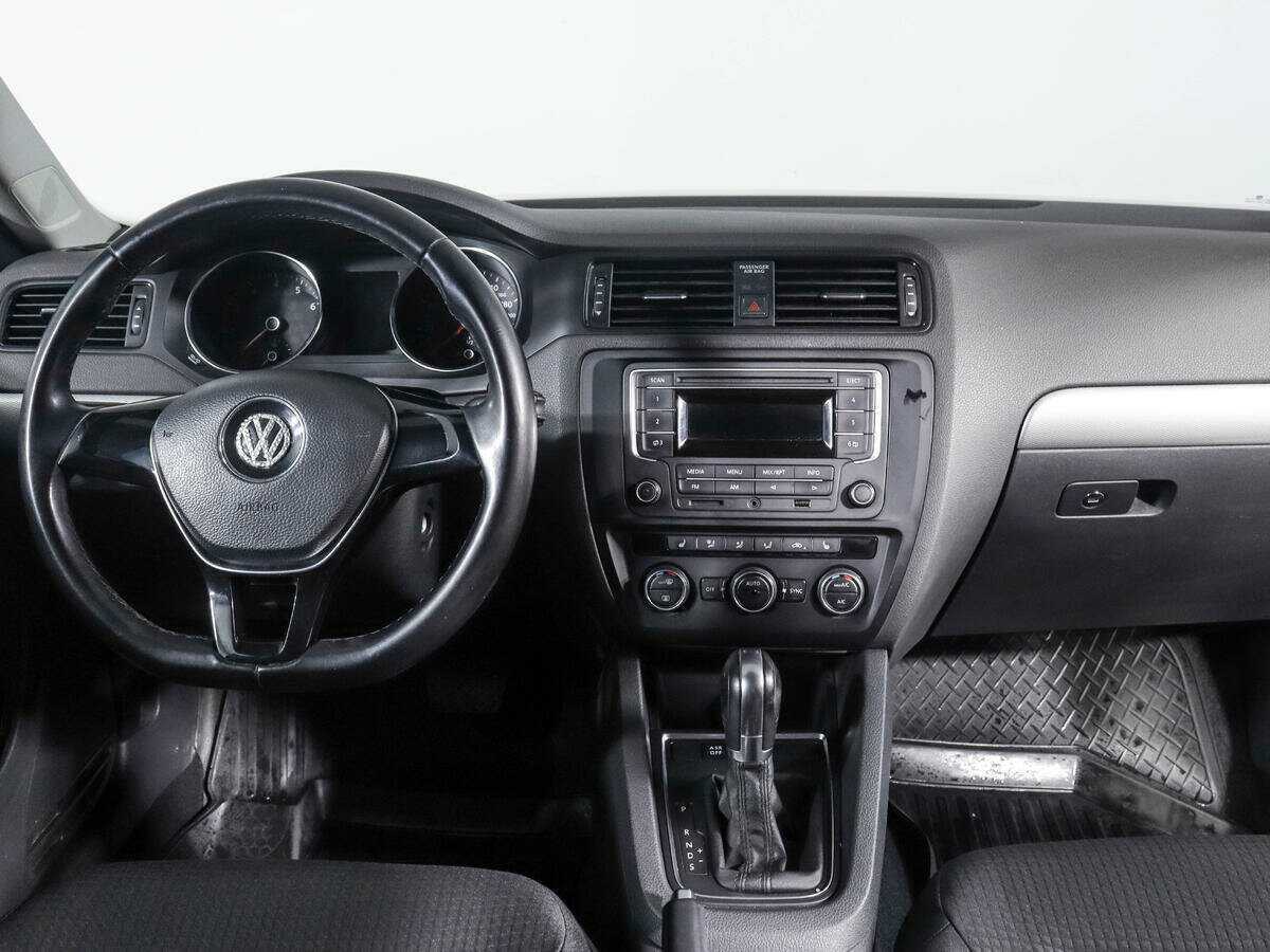 Volkswagen Jetta б/у, 2015, Автоматическая. Фото: #9