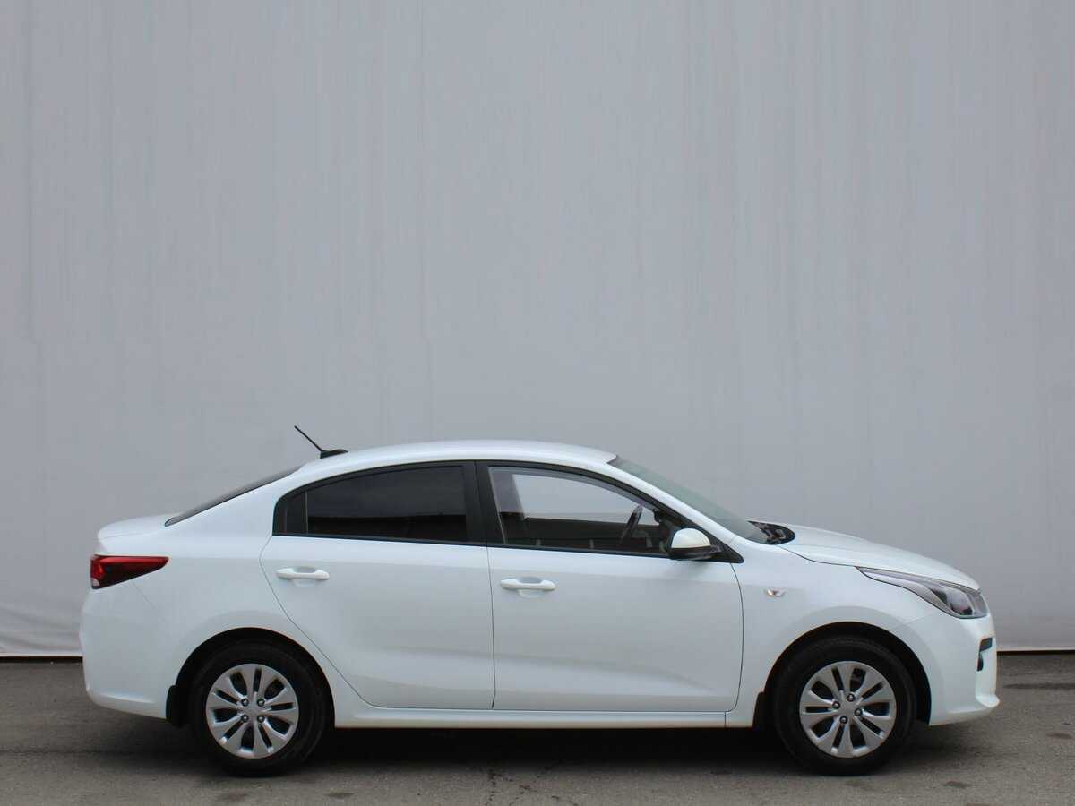 Kia Rio б/у, 2018, Автоматическая. Фото: #3