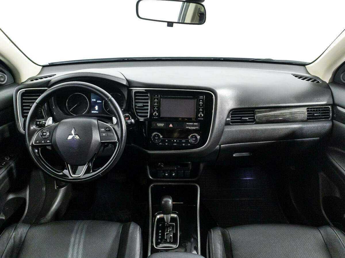 Mitsubishi Outlander б/у, 2017, Вариатор. Фото: #12