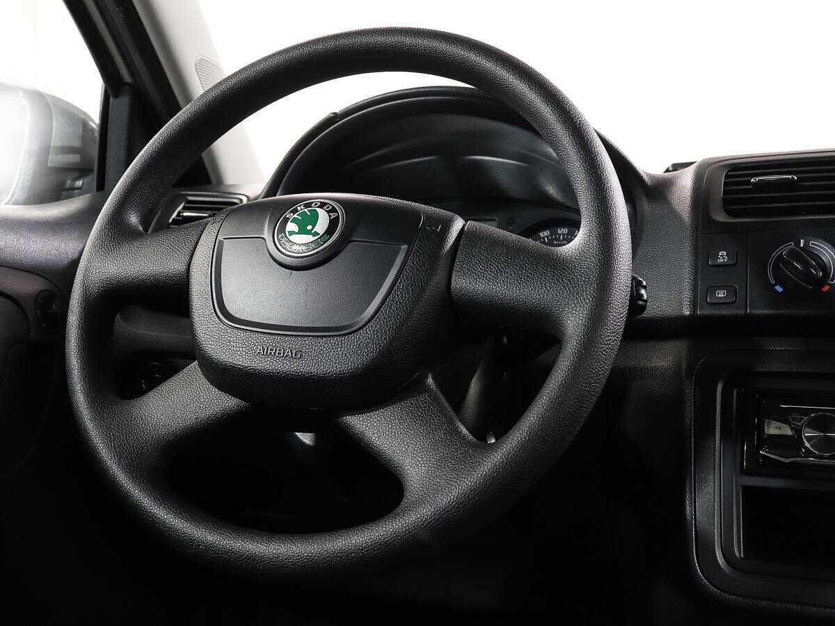 Skoda Fabia б/у, 2012, Автоматическая. Фото: #13