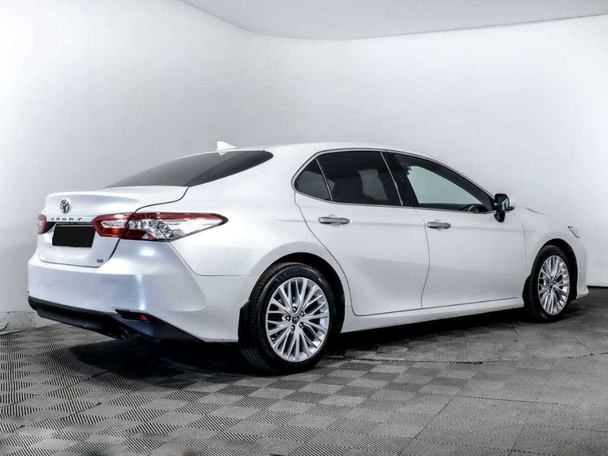 Toyota Camry б/у, 2018, Автоматическая. Фото: #3