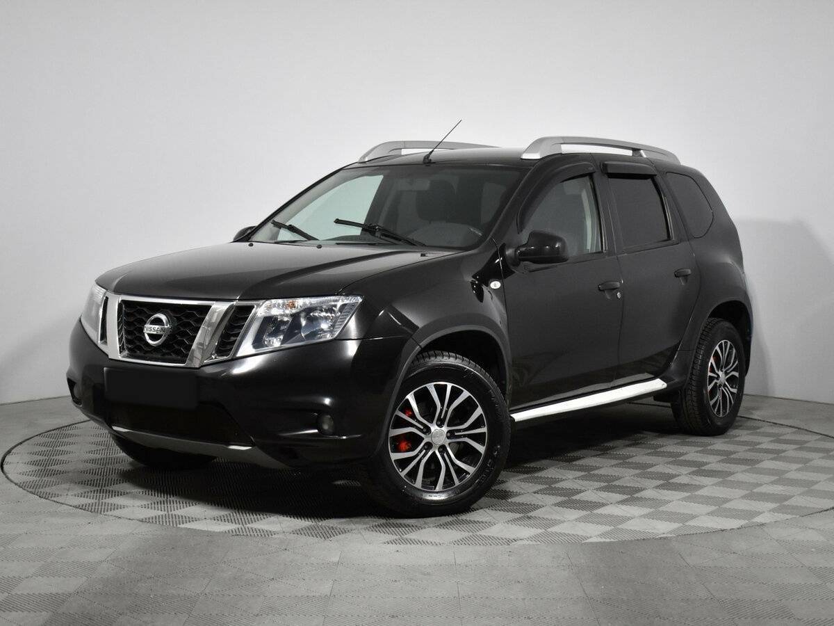 Nissan Terrano б/у, 2014, Механическая. Фото: #0