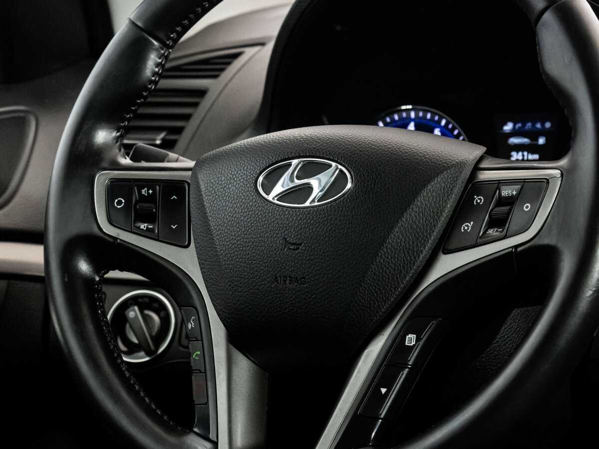 Hyundai i40 б/у, 2015, Автоматическая. Фото: #9