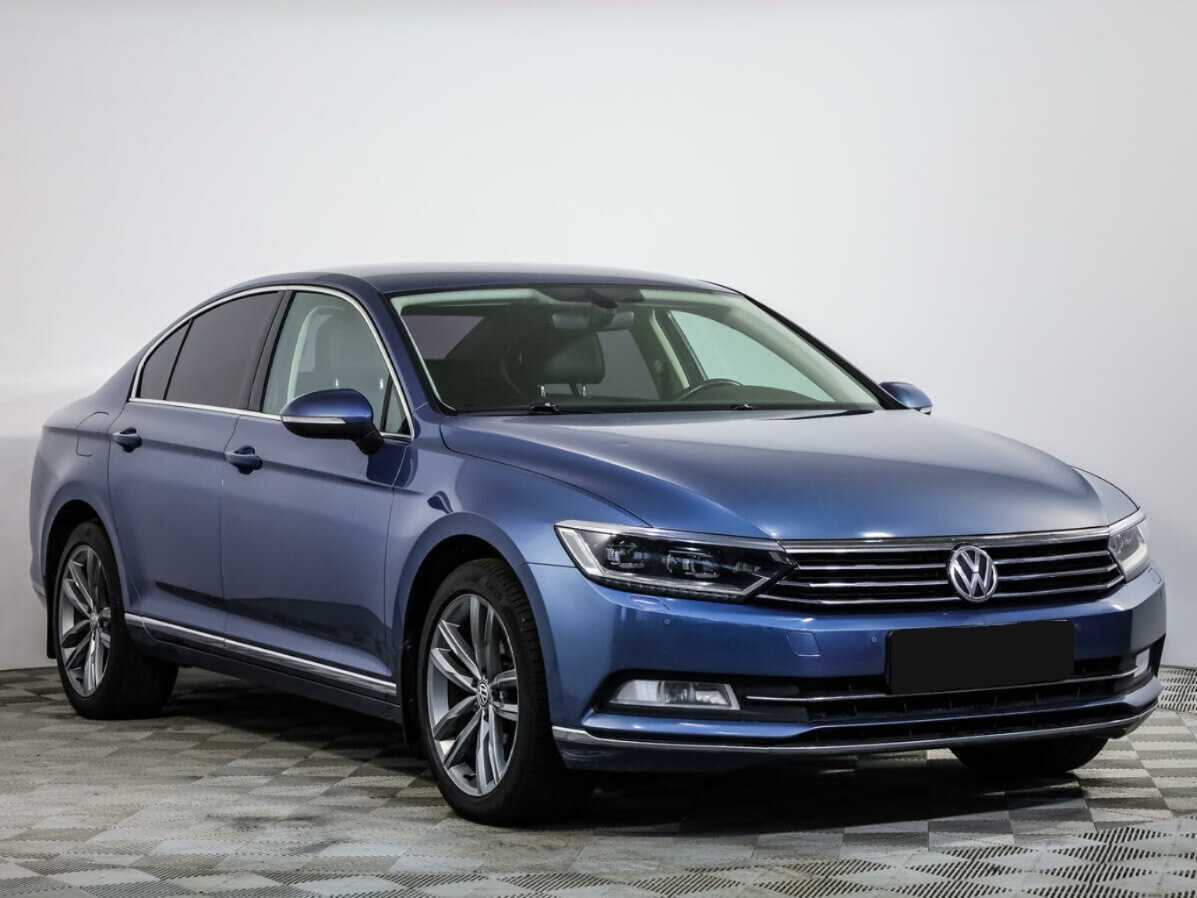 Volkswagen Passat б/у, 2017, Роботизированная. Фото: #1