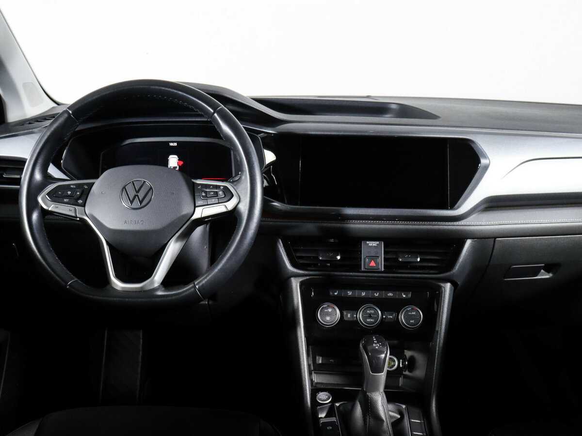 Volkswagen Taos б/у, 2021, Автоматическая. Фото: #8