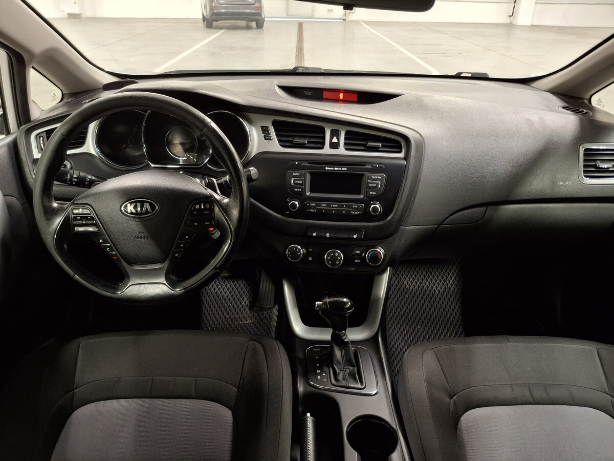 Kia Ceed б/у, 2013, Автоматическая. Фото: #13