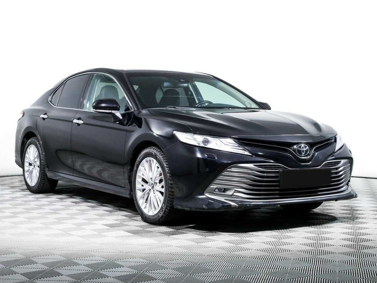 Toyota Camry б/у, 2018, Автоматическая. Фото: #2