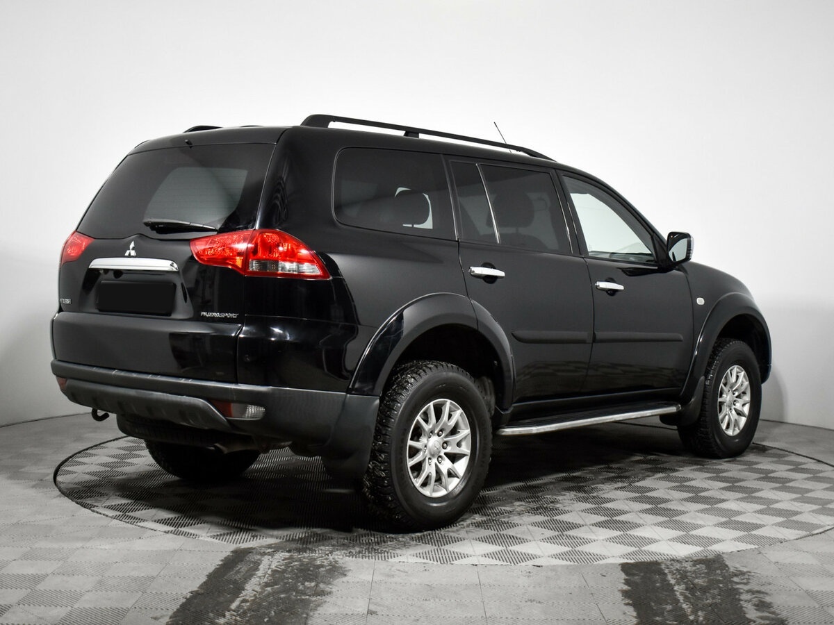 Mitsubishi Pajero Sport б/у, 2013, Автоматическая. Фото: #3