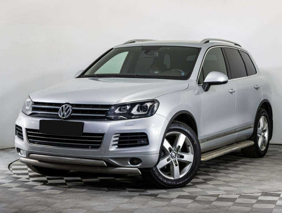 Volkswagen Touareg б/у, 2012, Автоматическая. Фото: #0