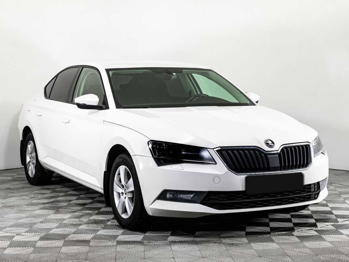 Skoda Superb б/у, 2018, Роботизированная. Фото: #2