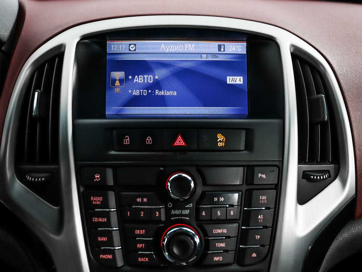 Opel Astra б/у, 2012, Автоматическая. Фото: #12
