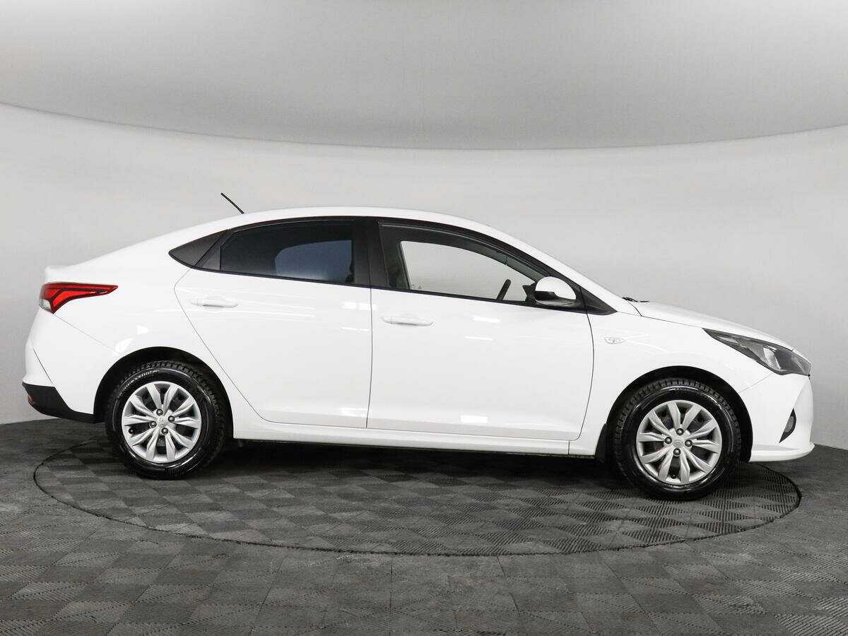 Hyundai Solaris б/у, 2021, Автоматическая. Фото: #3