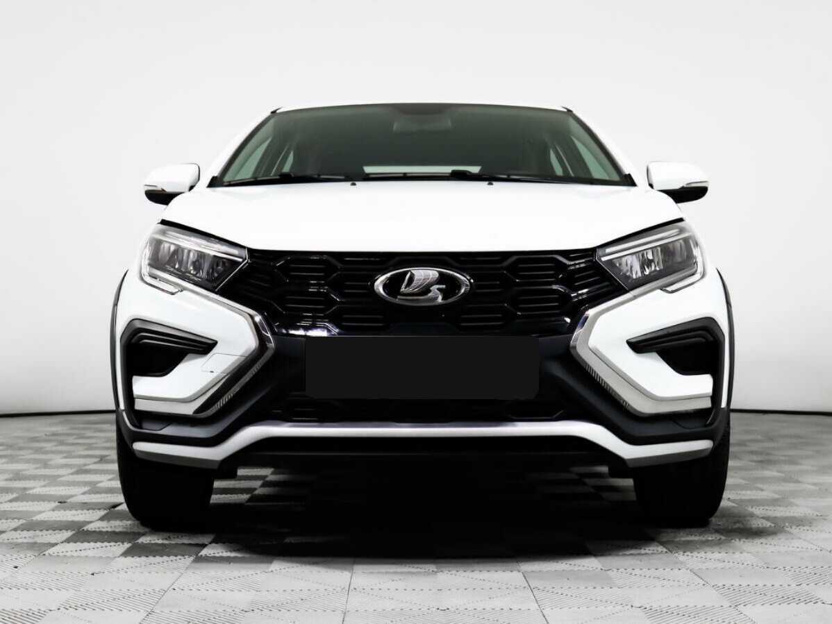 Lada (ВАЗ) Vesta б/у, 2023, Механическая. Фото: #1