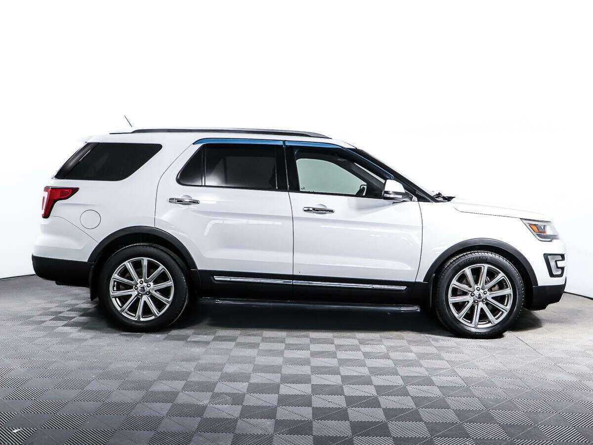 Ford Explorer б/у, 2017, Автоматическая. Фото: #3