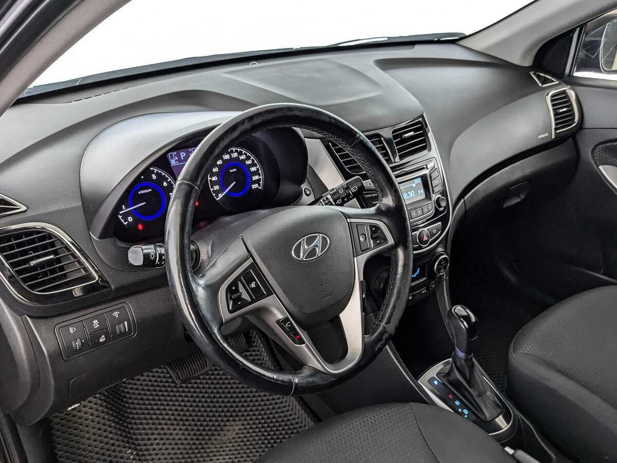 Hyundai Solaris б/у, 2015, Автоматическая. Фото: #10
