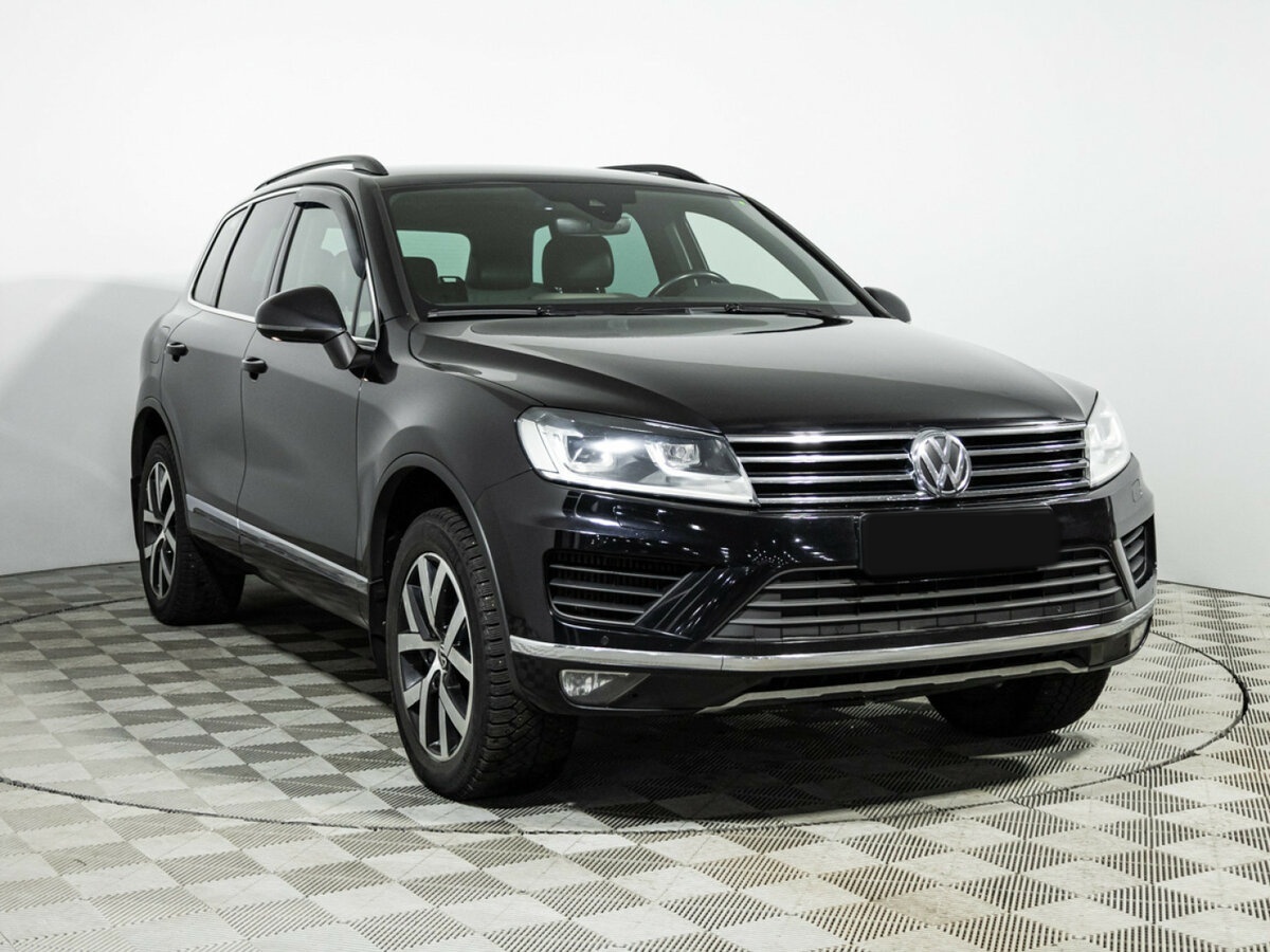 Volkswagen Touareg б/у, 2017, Автоматическая. Фото: #2