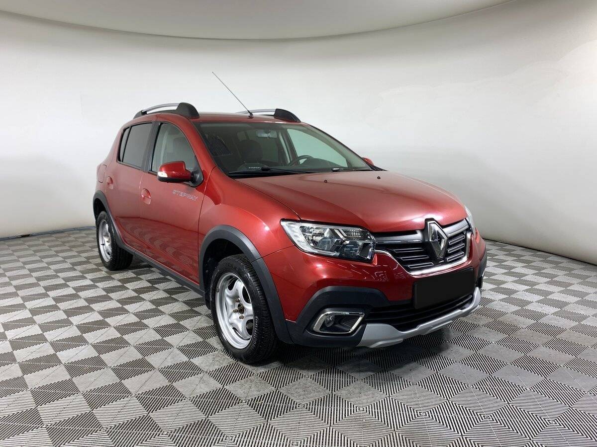 Renault Sandero б/у, 2021, Автоматическая. Фото: #2