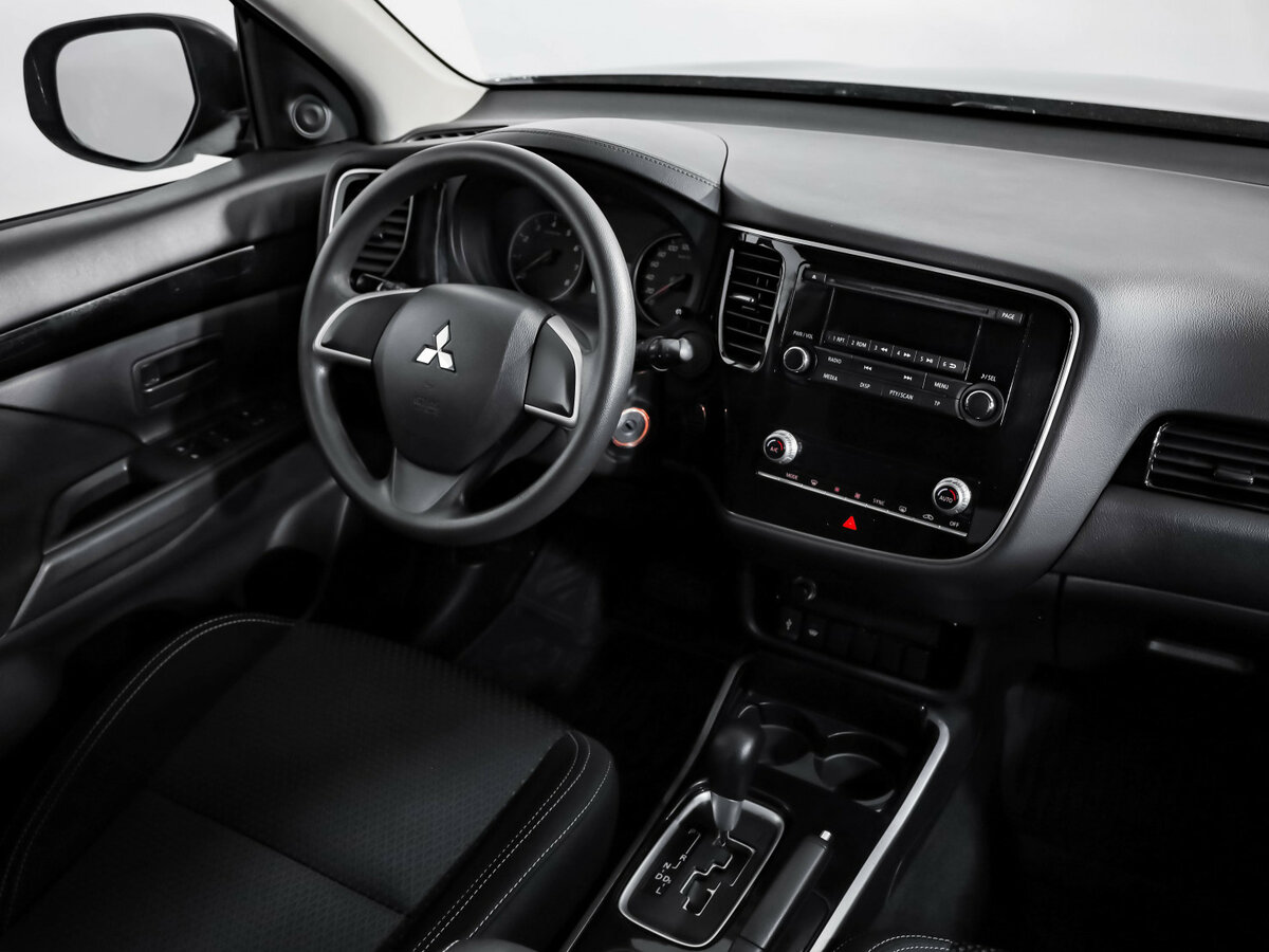 Mitsubishi Outlander б/у, 2020, Вариатор. Фото: #7