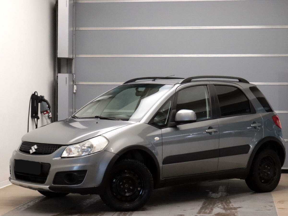 Suzuki SX4 б/у, 2012, Механическая. Посмотреть фото