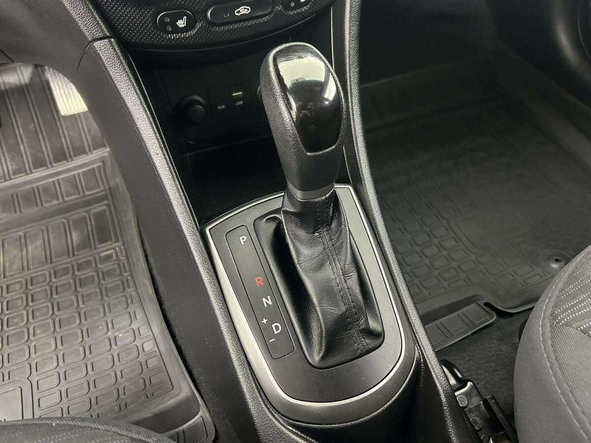 Hyundai Solaris б/у, 2016, Автоматическая. Фото: #12