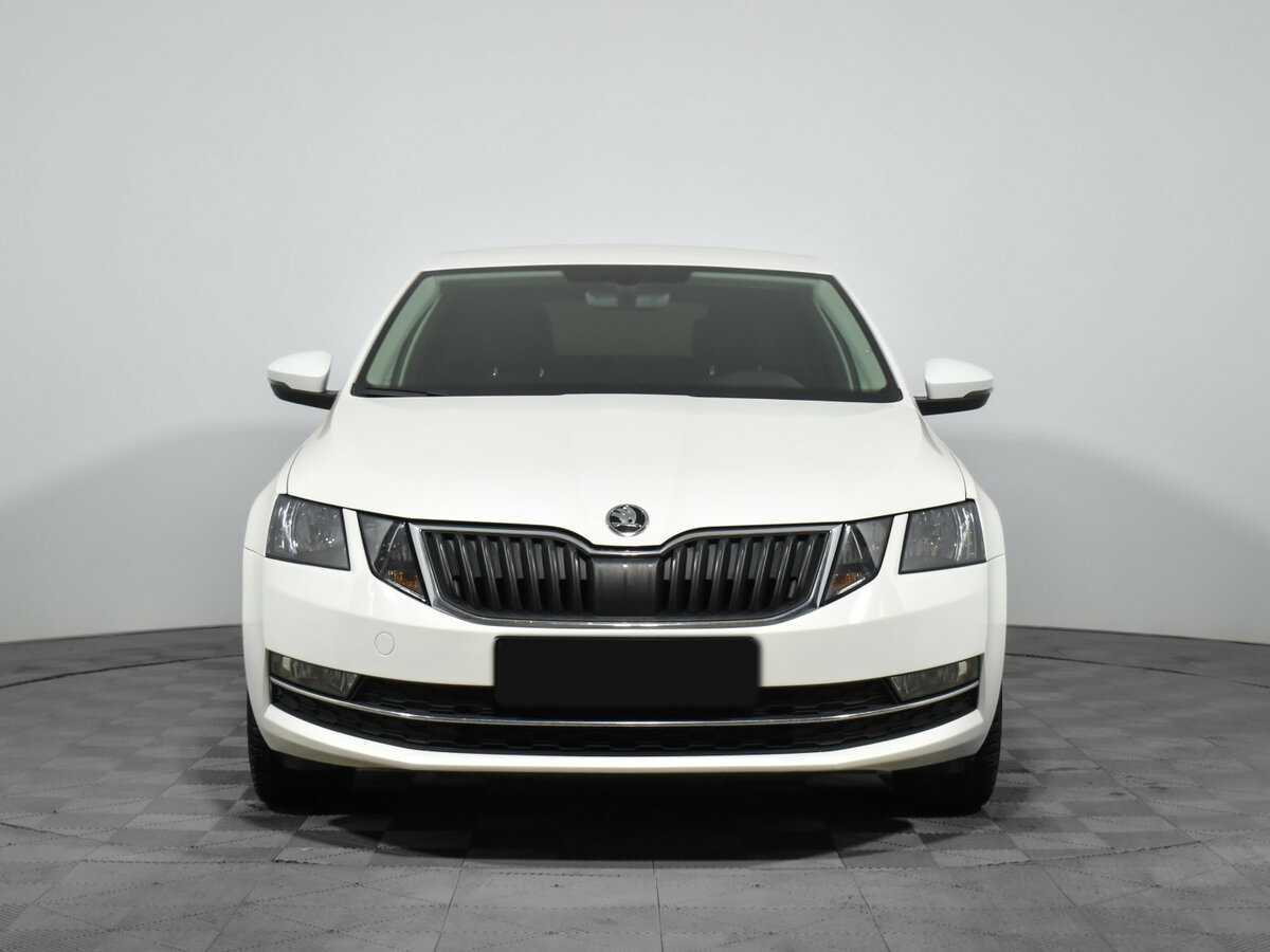 Skoda Octavia б/у, 2018, Роботизированная. Фото: #1