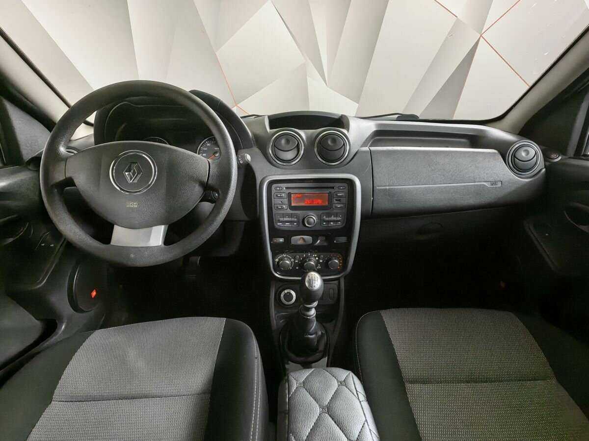 Renault Duster б/у, 2012, Механическая. Фото: #9