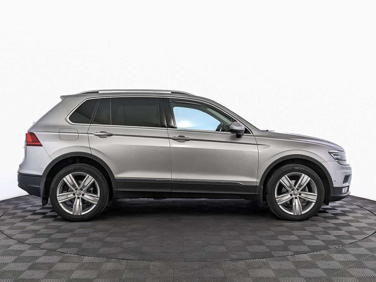 Volkswagen Tiguan б/у, 2020, Роботизированная. Фото: #3