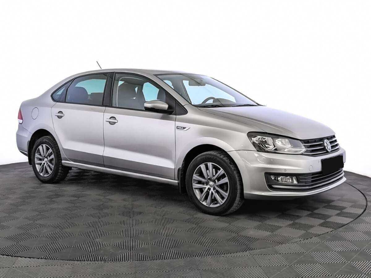 Volkswagen Polo б/у, 2020, Автоматическая. Фото: #2