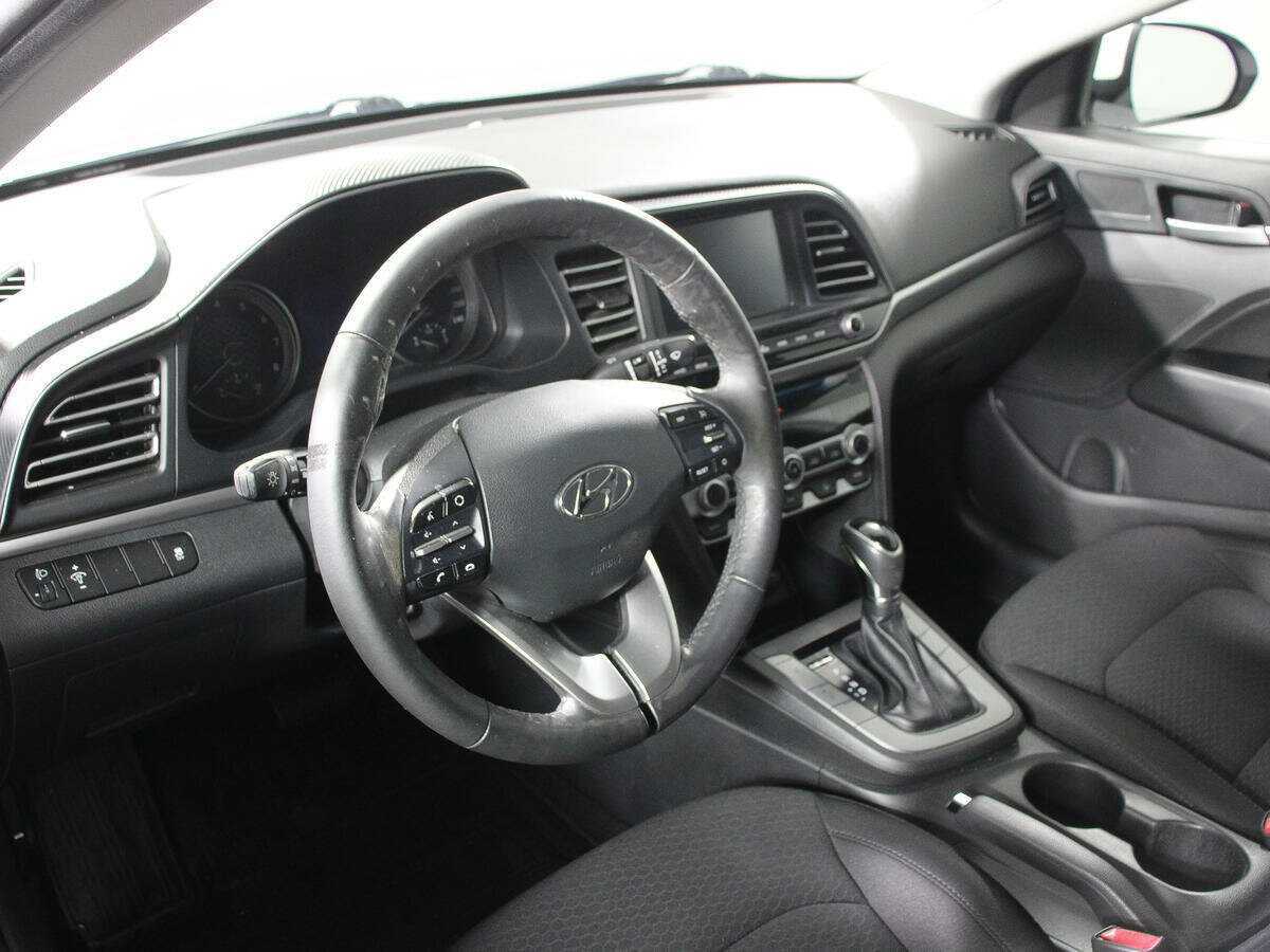 Hyundai Elantra б/у, 2020, Автоматическая. Фото: #10