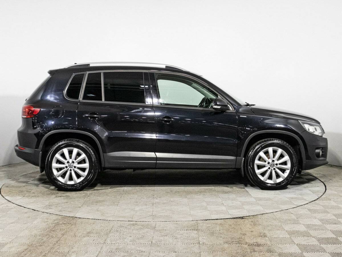 Volkswagen Tiguan б/у, 2016, Автоматическая. Фото: #3