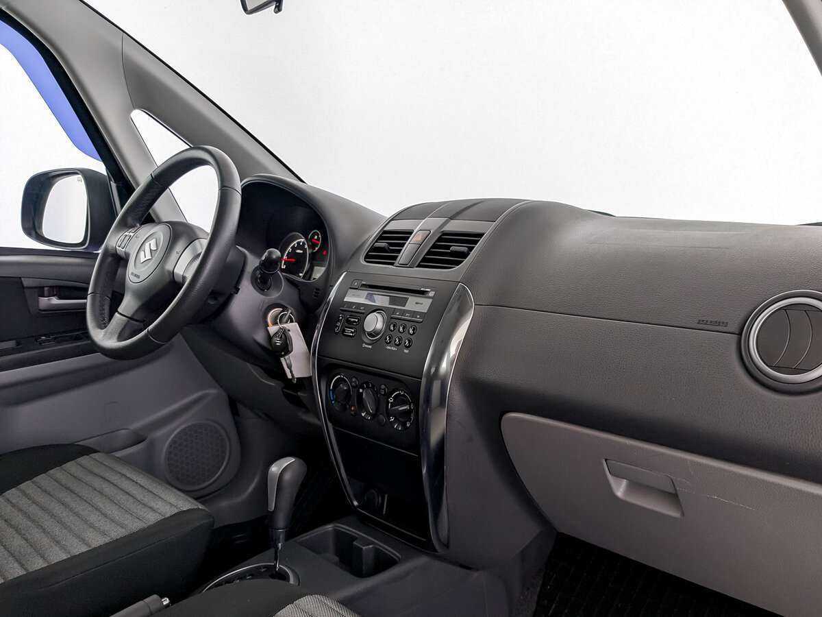 Suzuki SX4 б/у, 2013, Автоматическая. Фото: #8