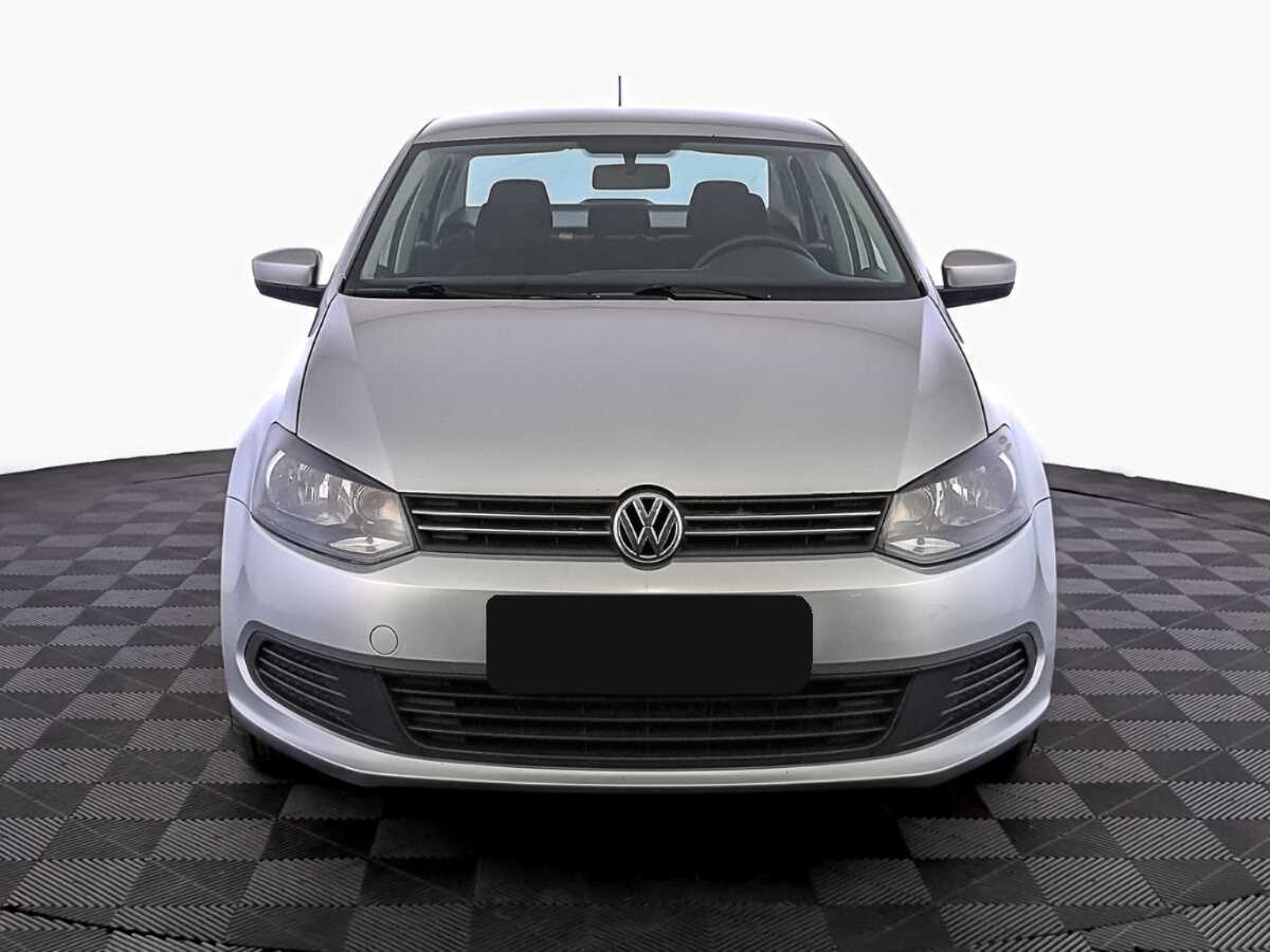 Volkswagen Polo б/у, 2015, Автоматическая. Фото: #1