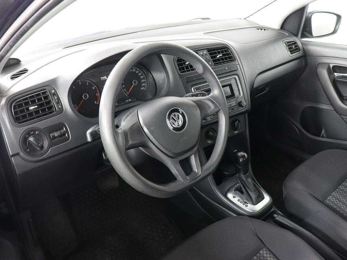 Volkswagen Polo б/у, 2017, Автоматическая. Фото: #8