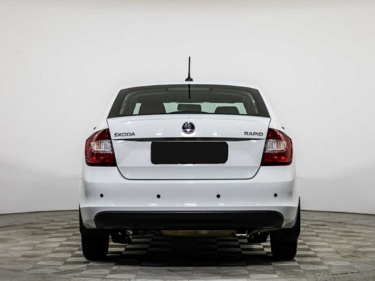 Skoda Rapid б/у, 2017, Механическая. Фото: #4