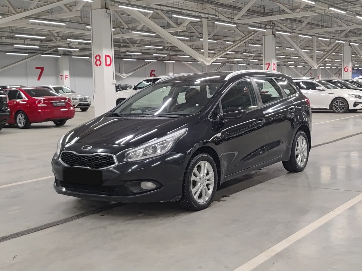 Kia Ceed б/у, 2013, Механическая. Посмотреть фото