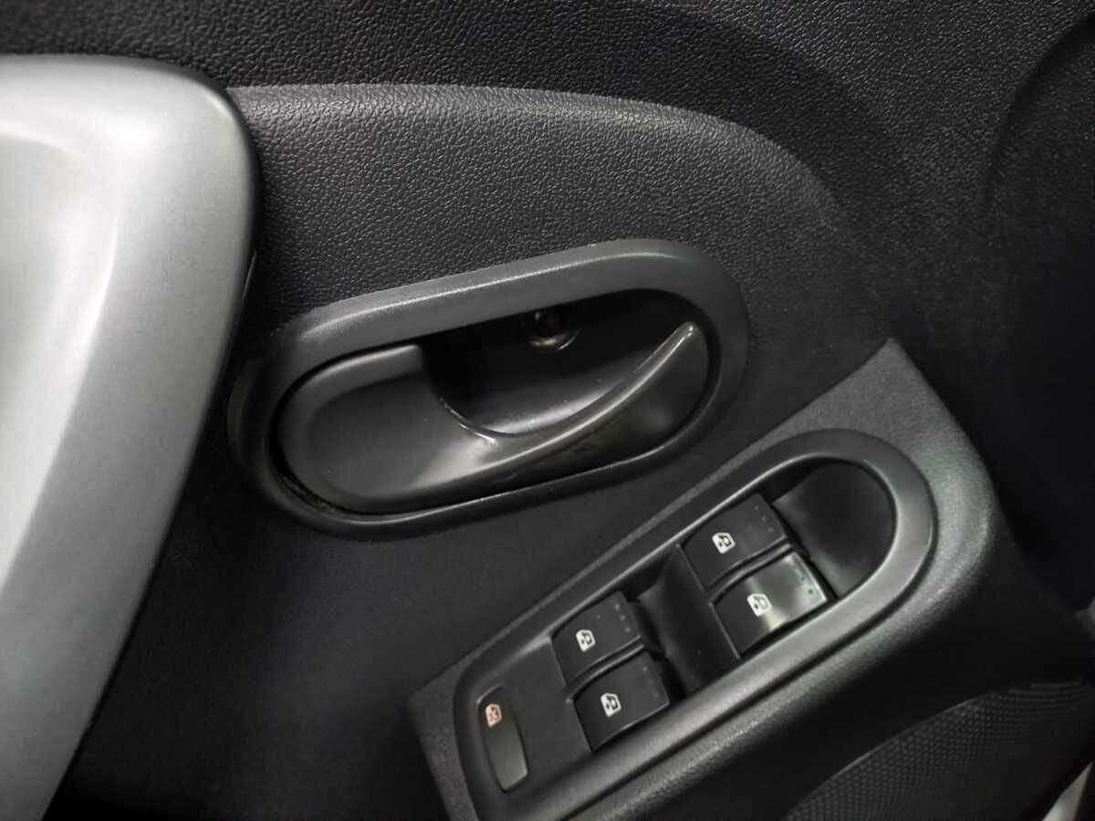 Renault Duster б/у, 2012, Механическая. Фото: #13