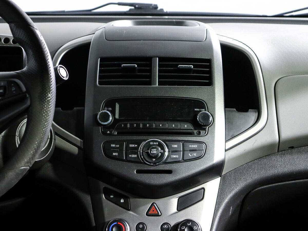 Chevrolet Aveo б/у, 2012, Механическая. Фото: #10