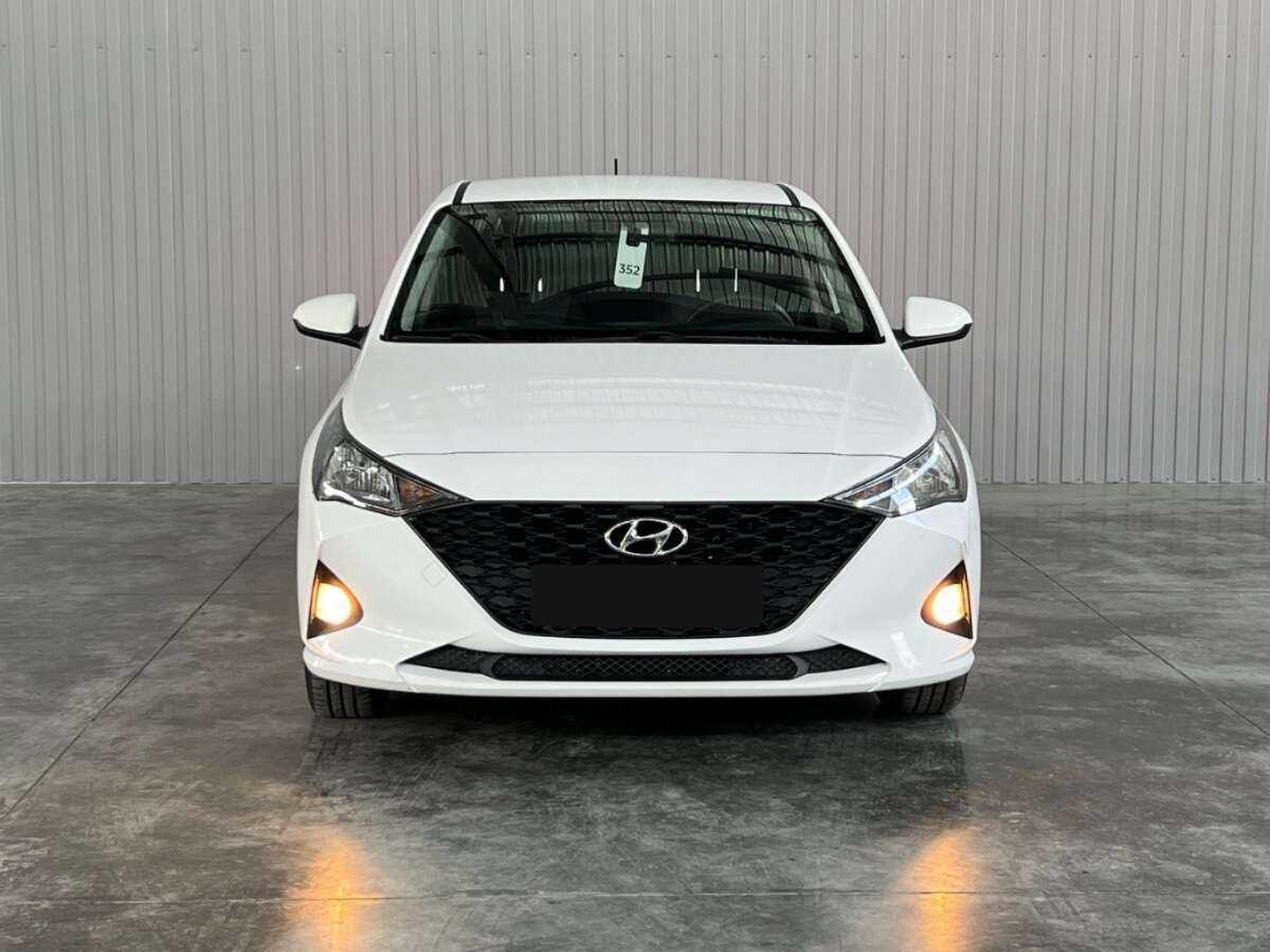 Hyundai Solaris б/у, 2021, Автоматическая. Фото: #1