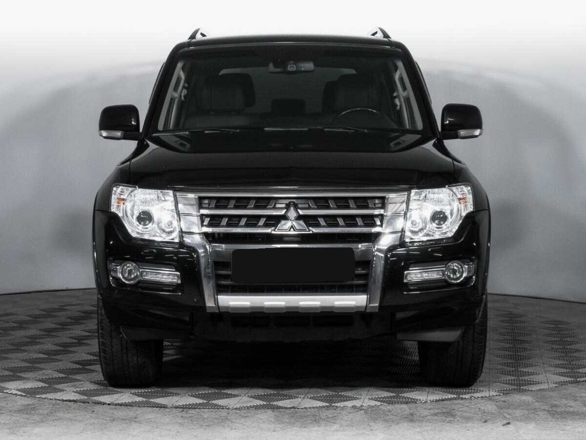Mitsubishi Pajero б/у, 2017, Автоматическая. Фото: #1